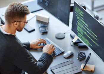 Why Did Over 61,000 Tech Jobs Disappear in 2025?