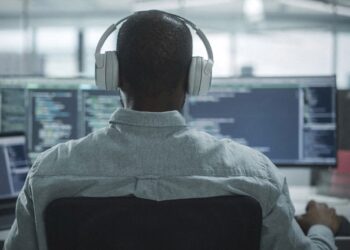 AI in Recruitment: Redefining the Skills Employers Seek