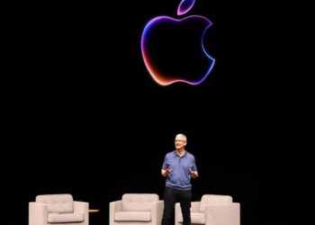 Apple Ramps Up AI Investment, Acquiring Half a Dozen Companies This Year and Open to More